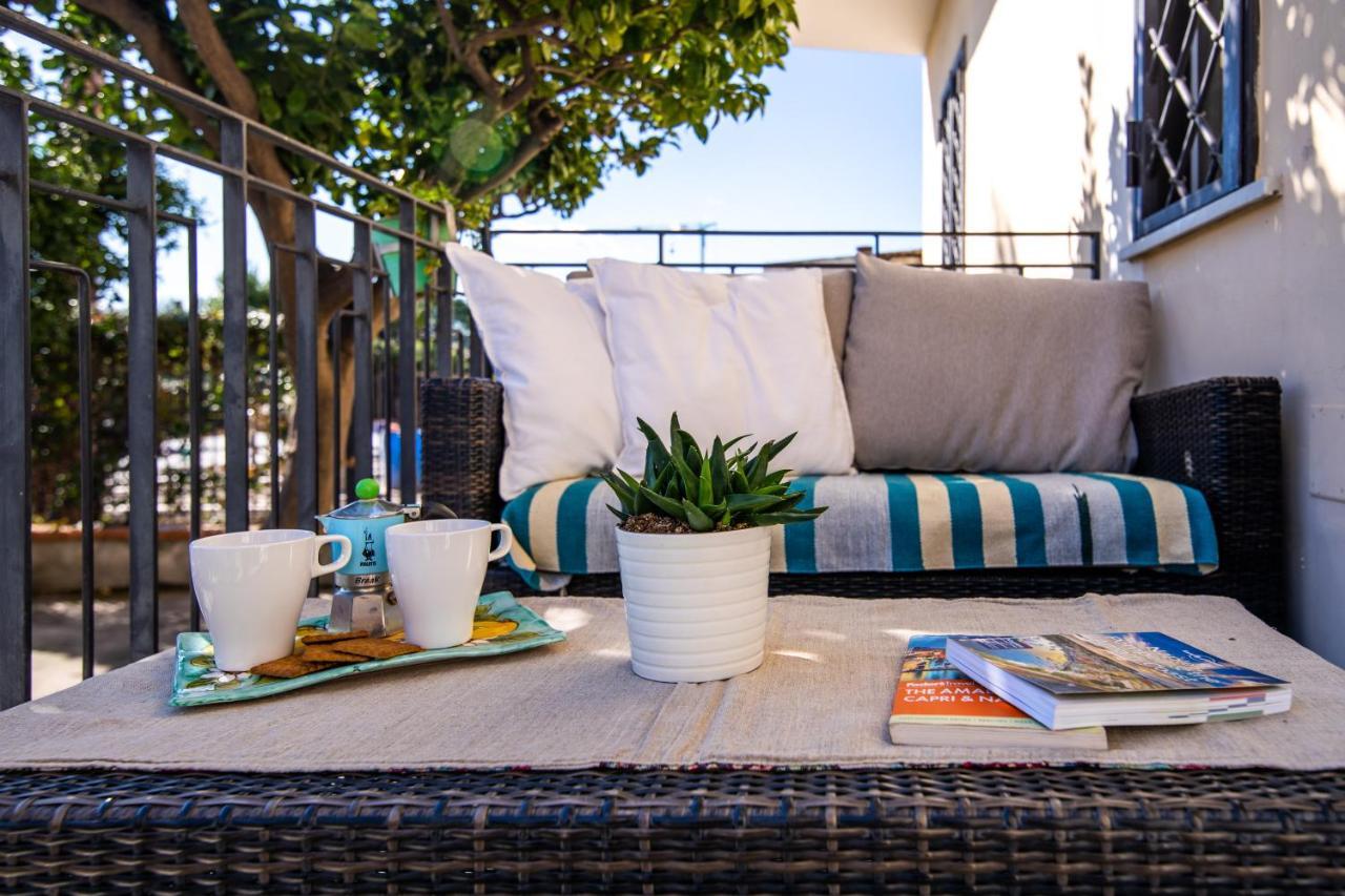 Familiaris Pompei Holiday Home Екстериор снимка